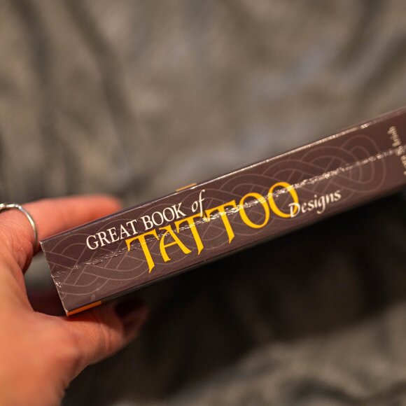 Great Book of Tattoo Designs – Revised Edition - Picture 3 of 5